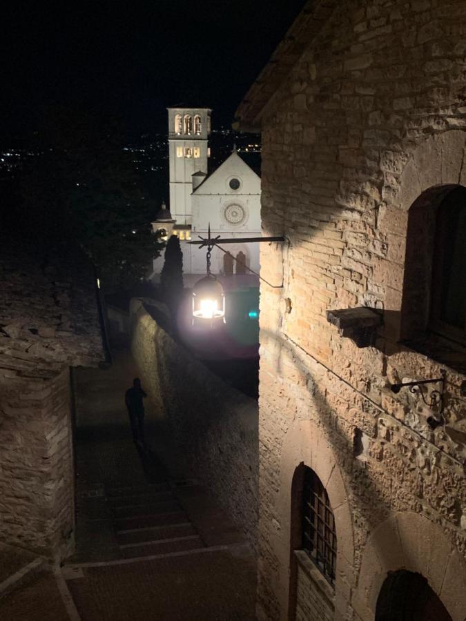 Francesco House Family Lägenhet Assisi Exteriör bild